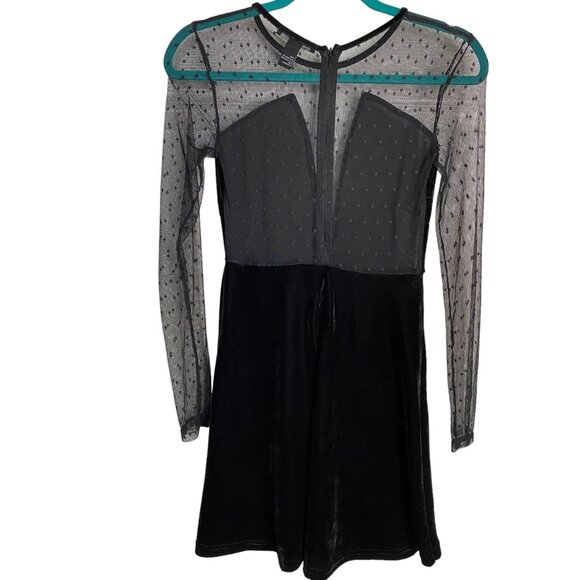 Forever 21 Womens Black Velvet and Mesh Skater Dress Size S Goth Witchy Elegant - Picture 2 of 8